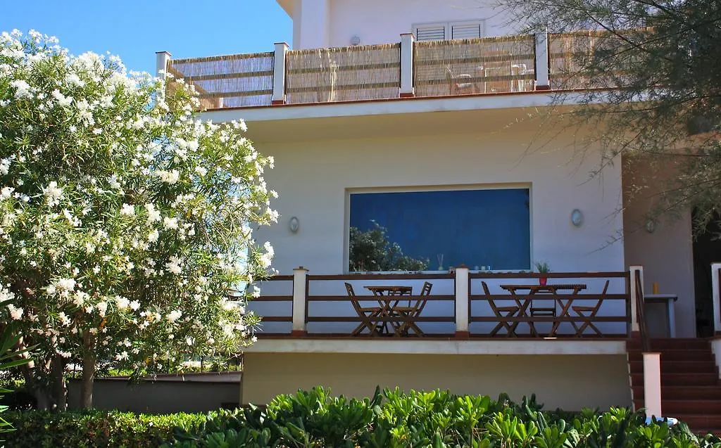 Magnolia Gialla Bed & Breakfast Trappeto  0*, Trappeto (Sicily)
